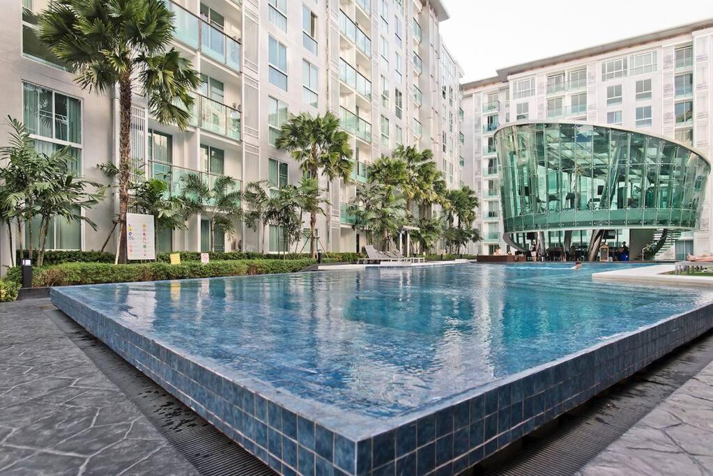 Getaway Studio In City Center Residence Паттая Екстер'єр фото