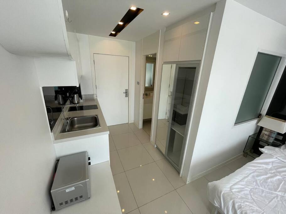 Getaway Studio In City Center Residence Паттая Екстер'єр фото